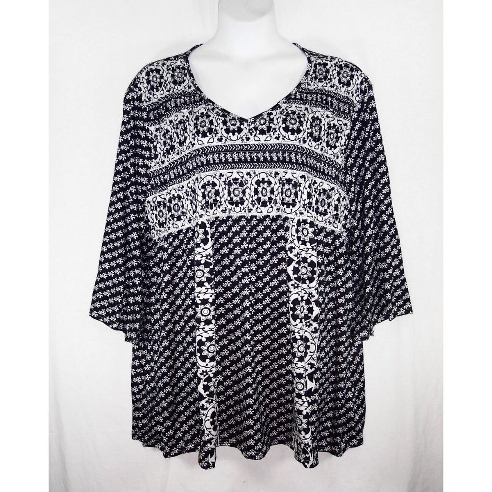 Black & White 6X Tunic Top Empire Waist 3/4 sleeve V-Neck Measures To Be 3X/4X - Picture 4 of 13